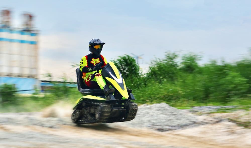 Motoneige électrique à double chenille 2026 pour les courses hors route