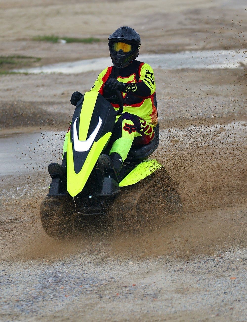 Kart électrique tout-terrain ETV à double chenille avec batterie au lithium 72 V