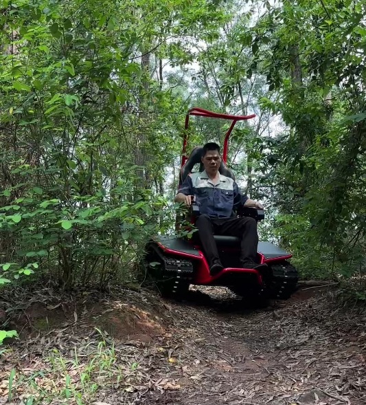 Fauteuil roulant à batterie au lithium 72 V pour personnes handicapées adapté à tout terrain